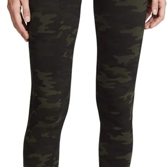 SPANX Seamless Leggings Green Camo Women's size XL - Picture 8 of 10